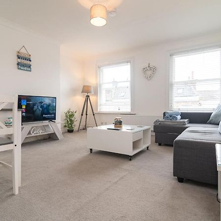 Light And Airy 1 Bedroom Flat 700M From The Beach Bournemouth Exterior foto