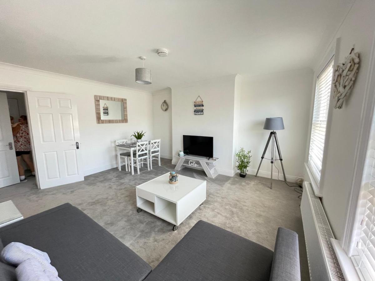 Light And Airy 1 Bedroom Flat 700M From The Beach Bournemouth Exterior foto